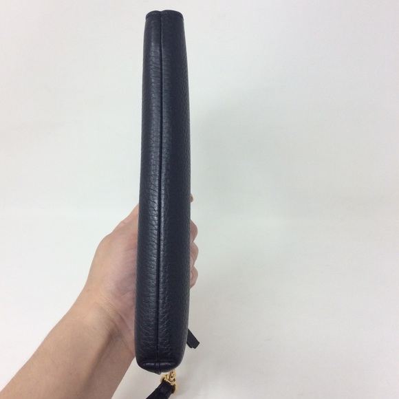Authentic Tory Burch Britten Large Zip Pouch Wallet Wristlet Black Leather - Picture 8 of 14